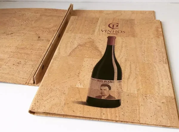 LE08 cortica com badanas Capa em cortiça com badanas