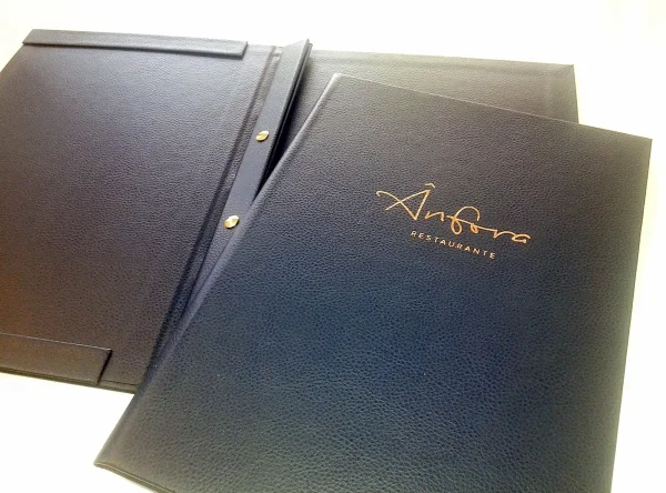 LEN17P Capa em Pele Reciclada Capa em pele sintética